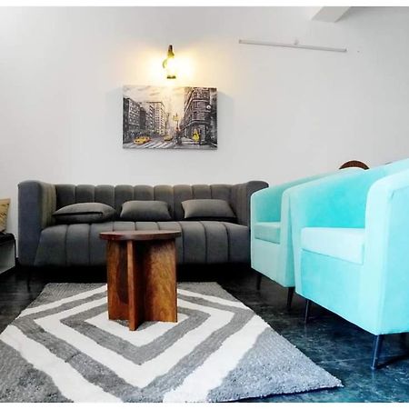 The Periwinkle Homestay Bhīm Tāl Exteriör bild