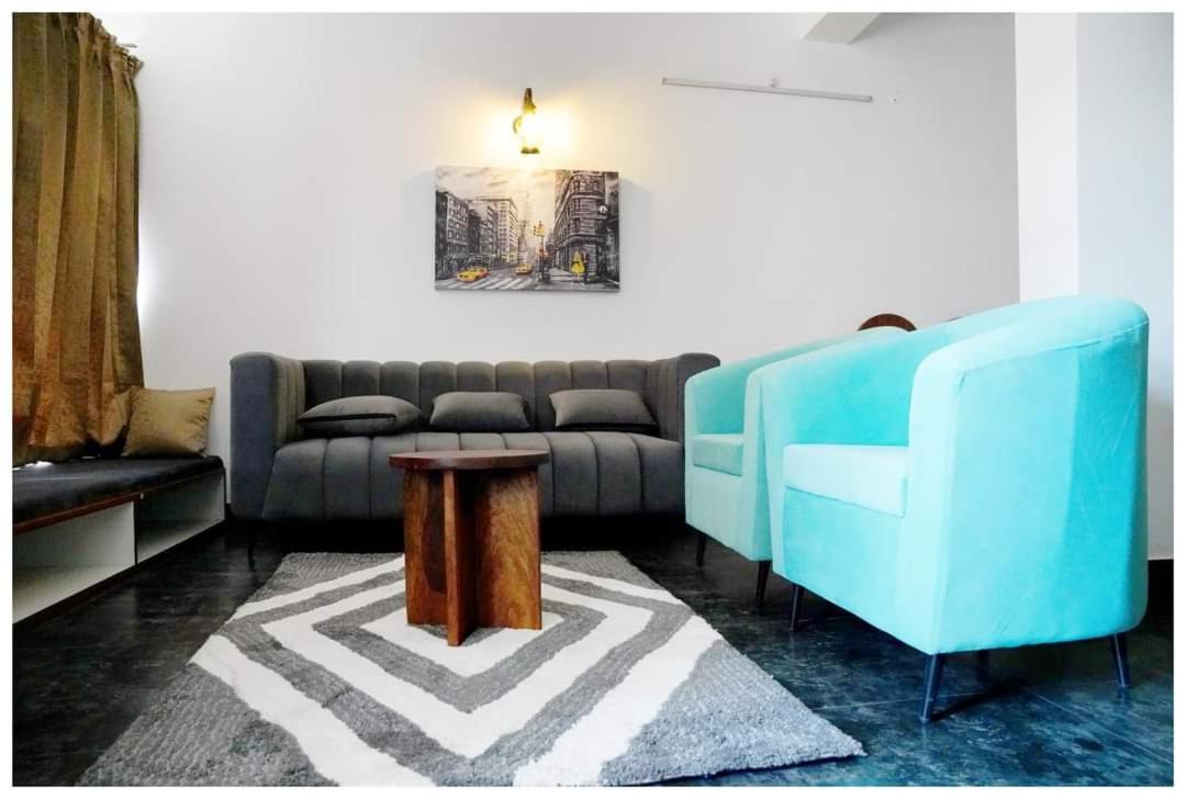 The Periwinkle Homestay Bhīm Tāl Exteriör bild