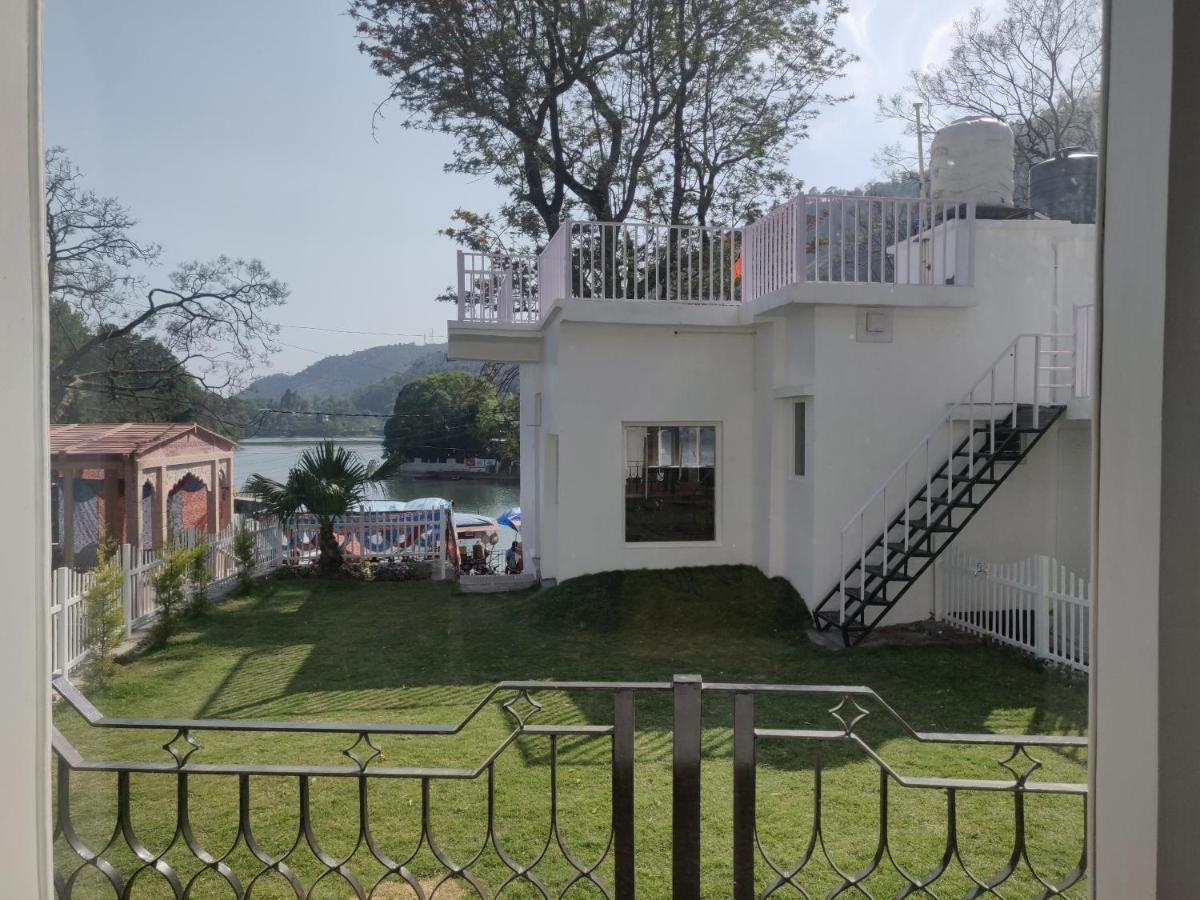 The Periwinkle Homestay Bhīm Tāl Exteriör bild