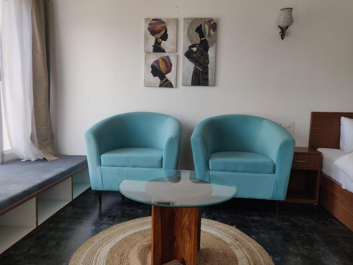 The Periwinkle Homestay Bhīm Tāl Exteriör bild