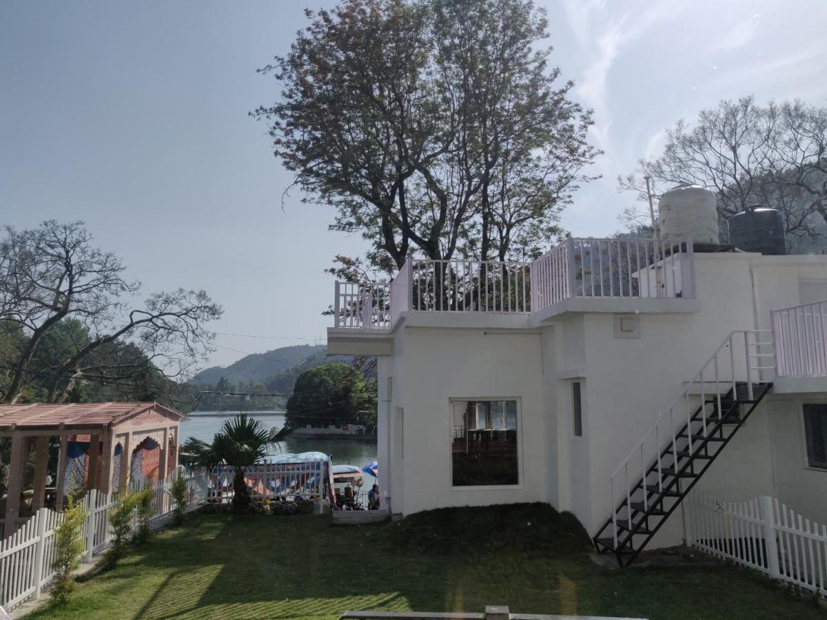 The Periwinkle Homestay Bhīm Tāl Exteriör bild